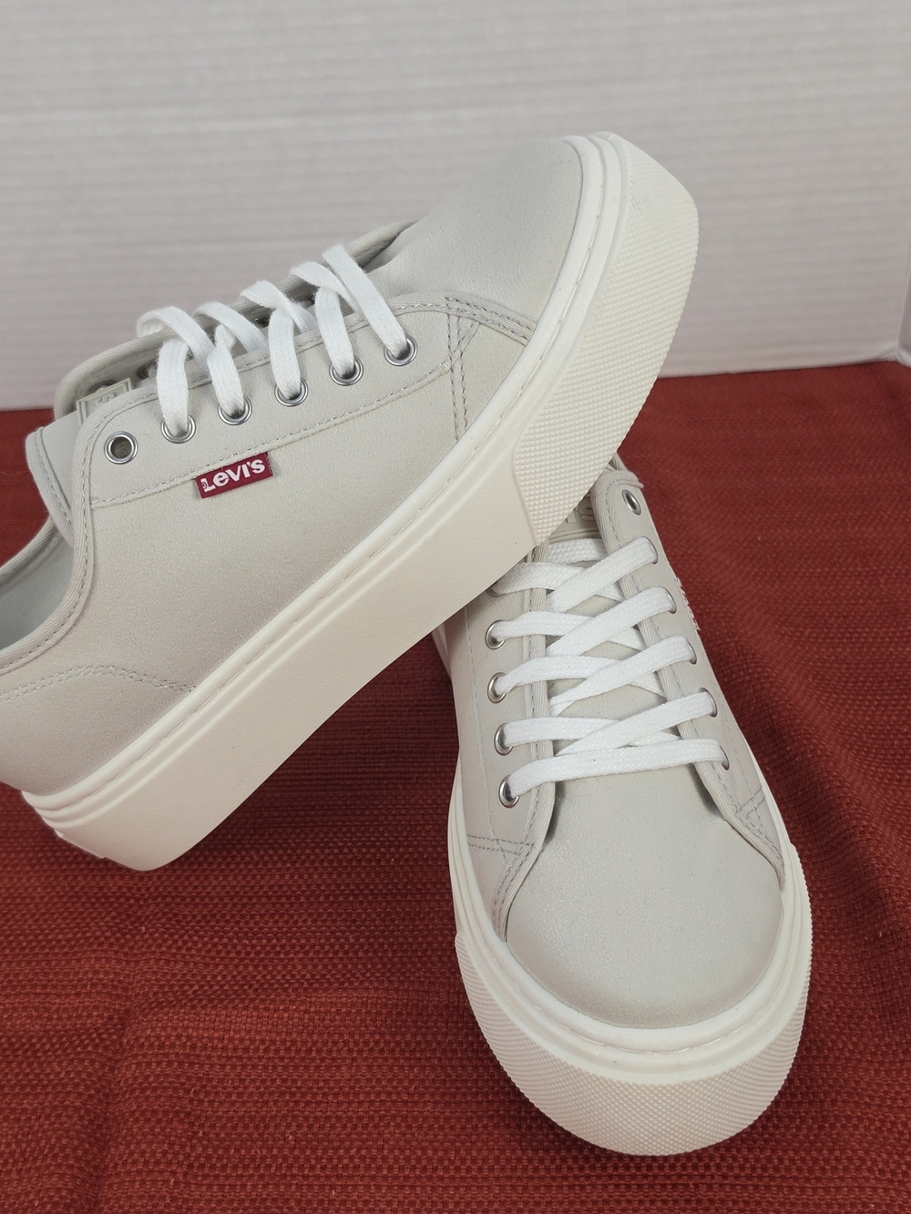Levi's Women's Cream Platform Sneakers - Casual Lace-Up